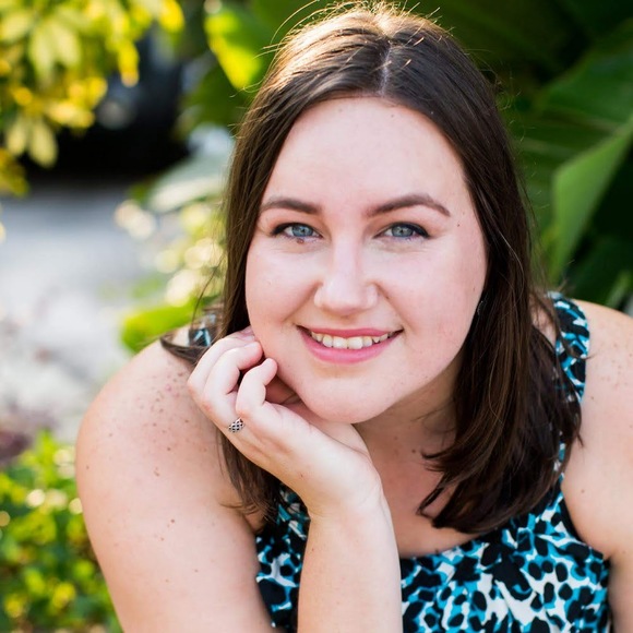 Meet your Posher, Ariel - Picture 1 of 1